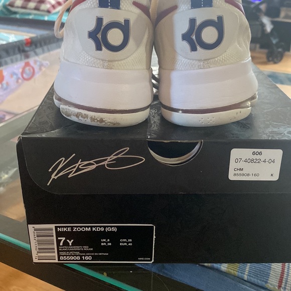 basketball shoes - Picture 5 of 5